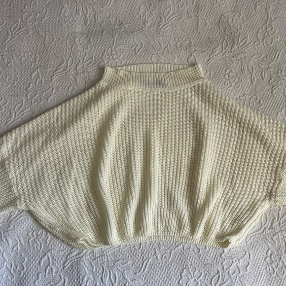 Women's Cropped White Knitted Sweater - Picture 3 of 5